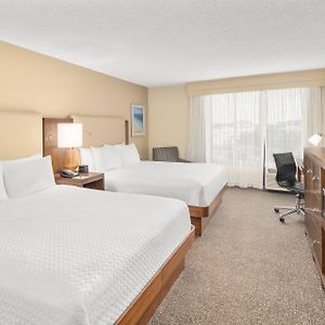Queen Room Two Queen Beds